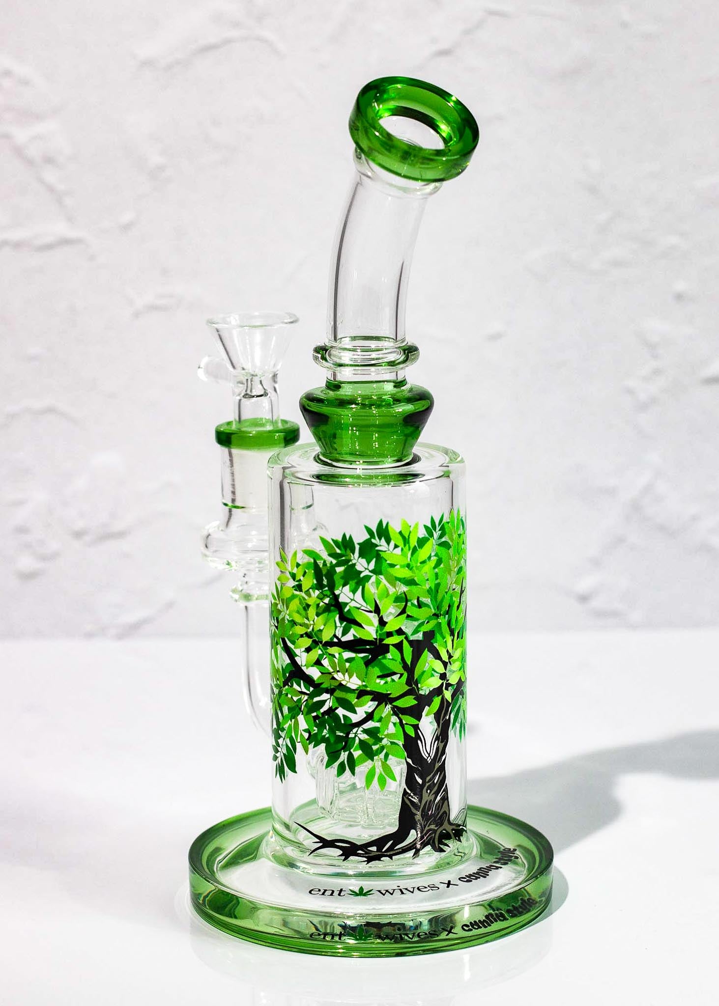 TREE BONG (Entwives x Cannastyle)
