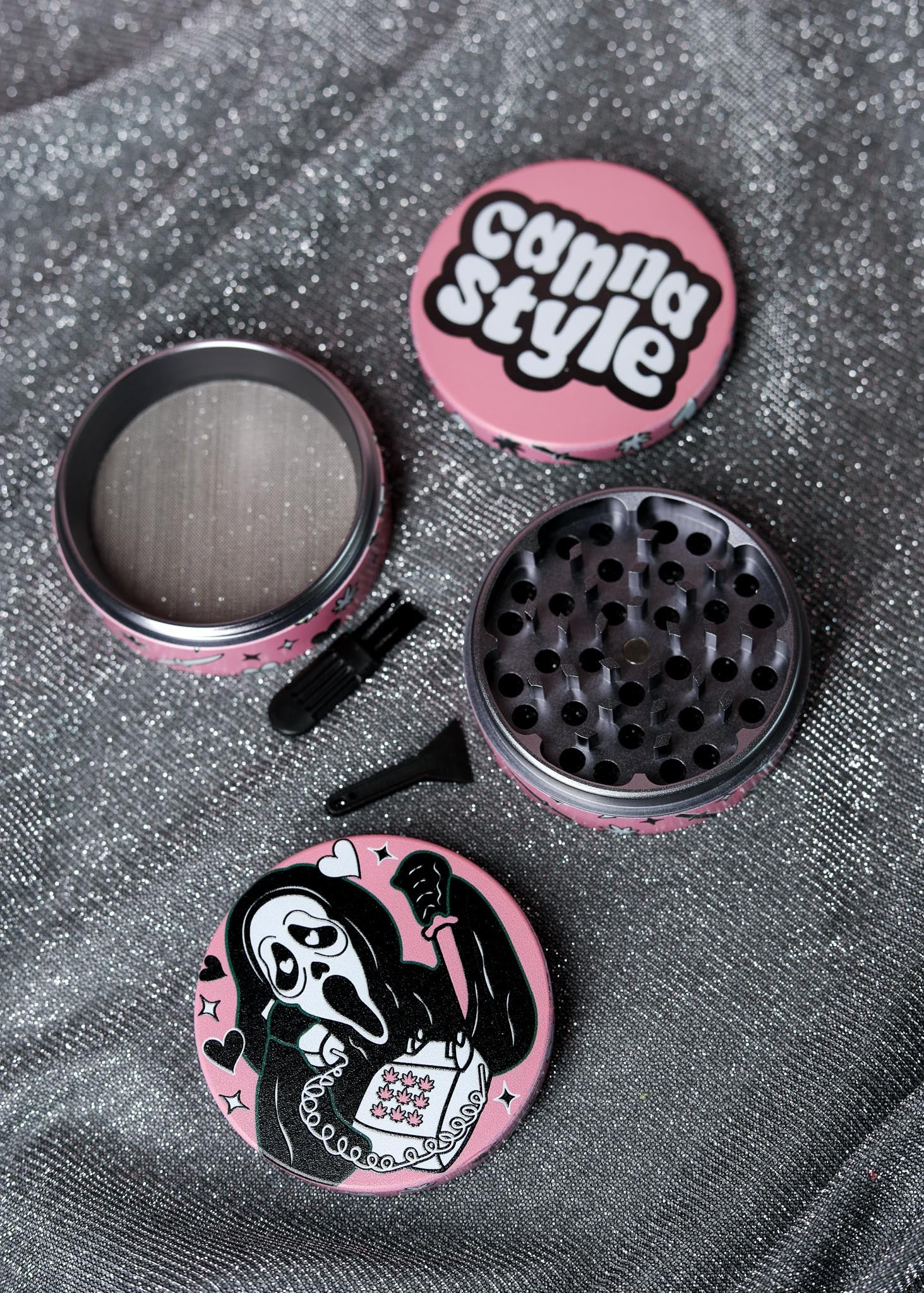 CUTE GHOSTFACE GRINDER