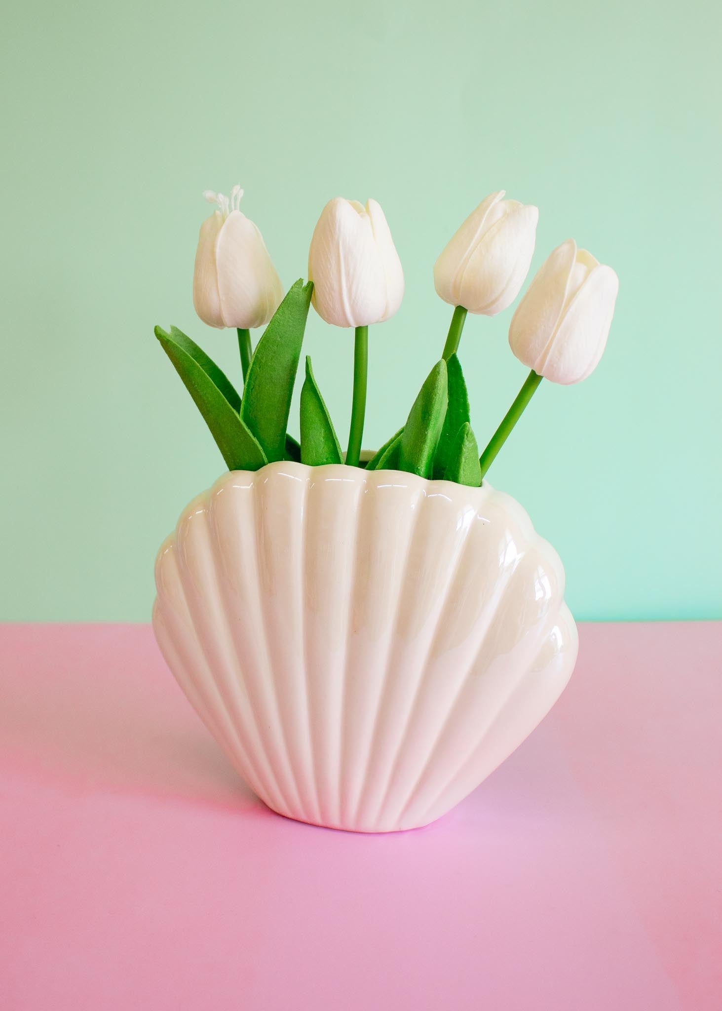 IRIDESCENT SEASHELL VASE