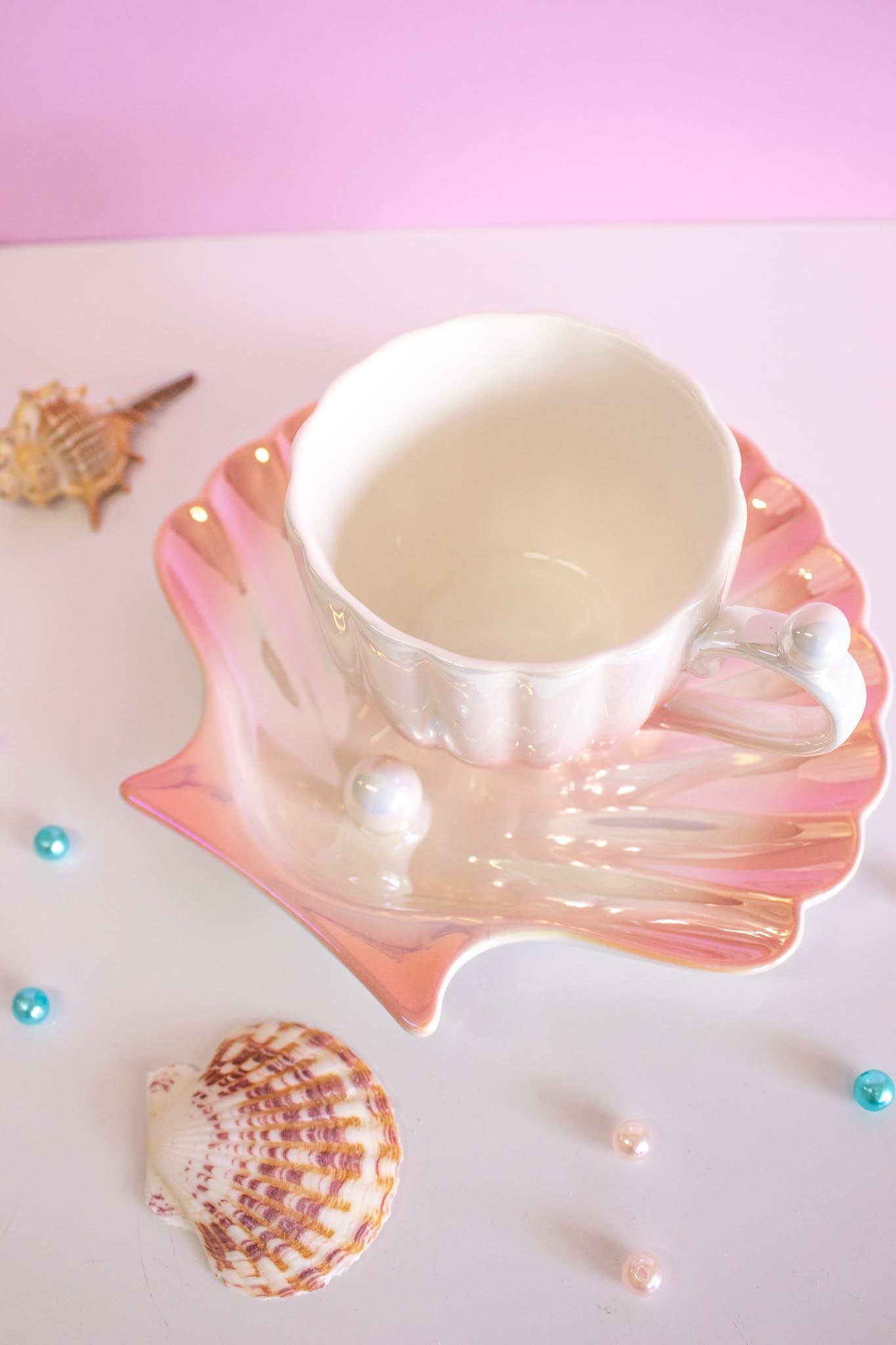 SEASHELL CUP & SAUCER SET