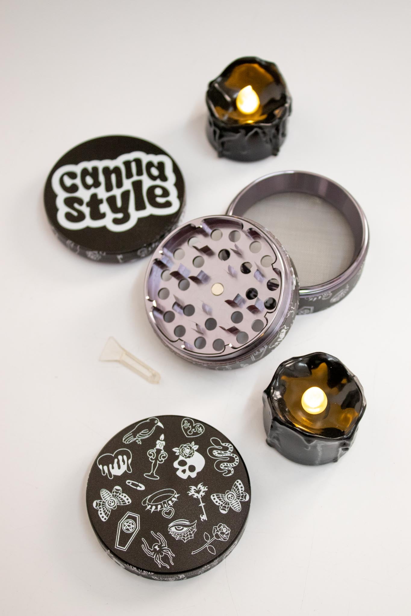 GOTH GIRL GRINDER