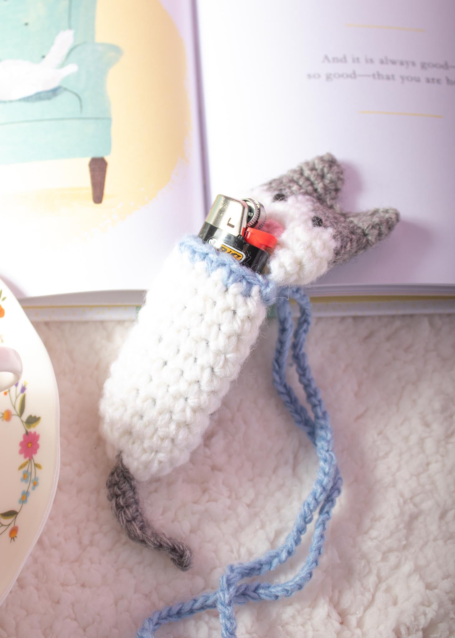 CAT CROCHET LIGHTER HOLDER