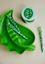 plant themed smoking accessories