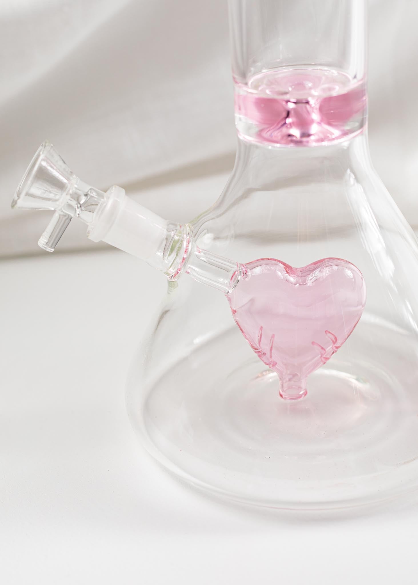 heart beaker bong