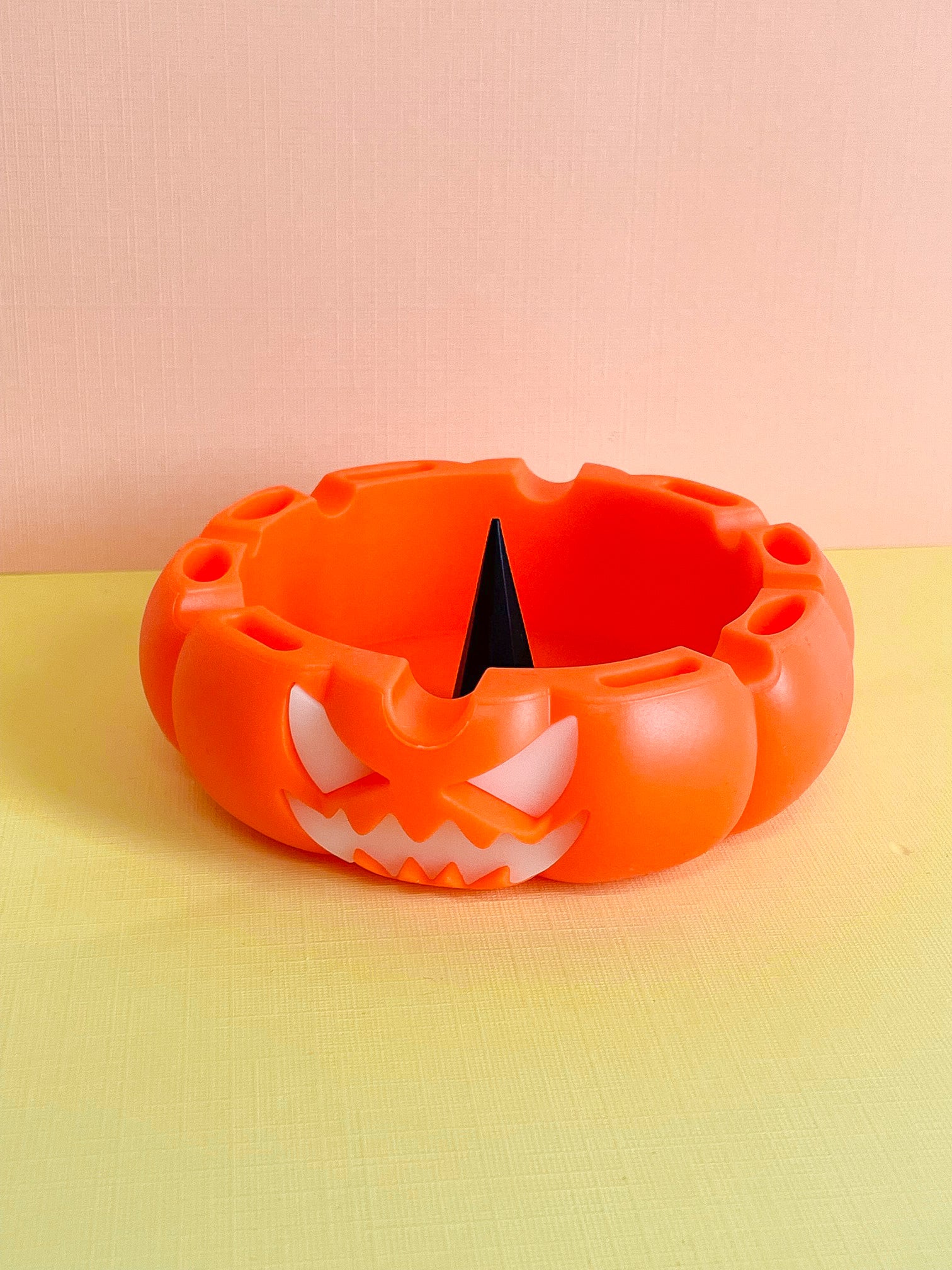 pumpkin ashtray