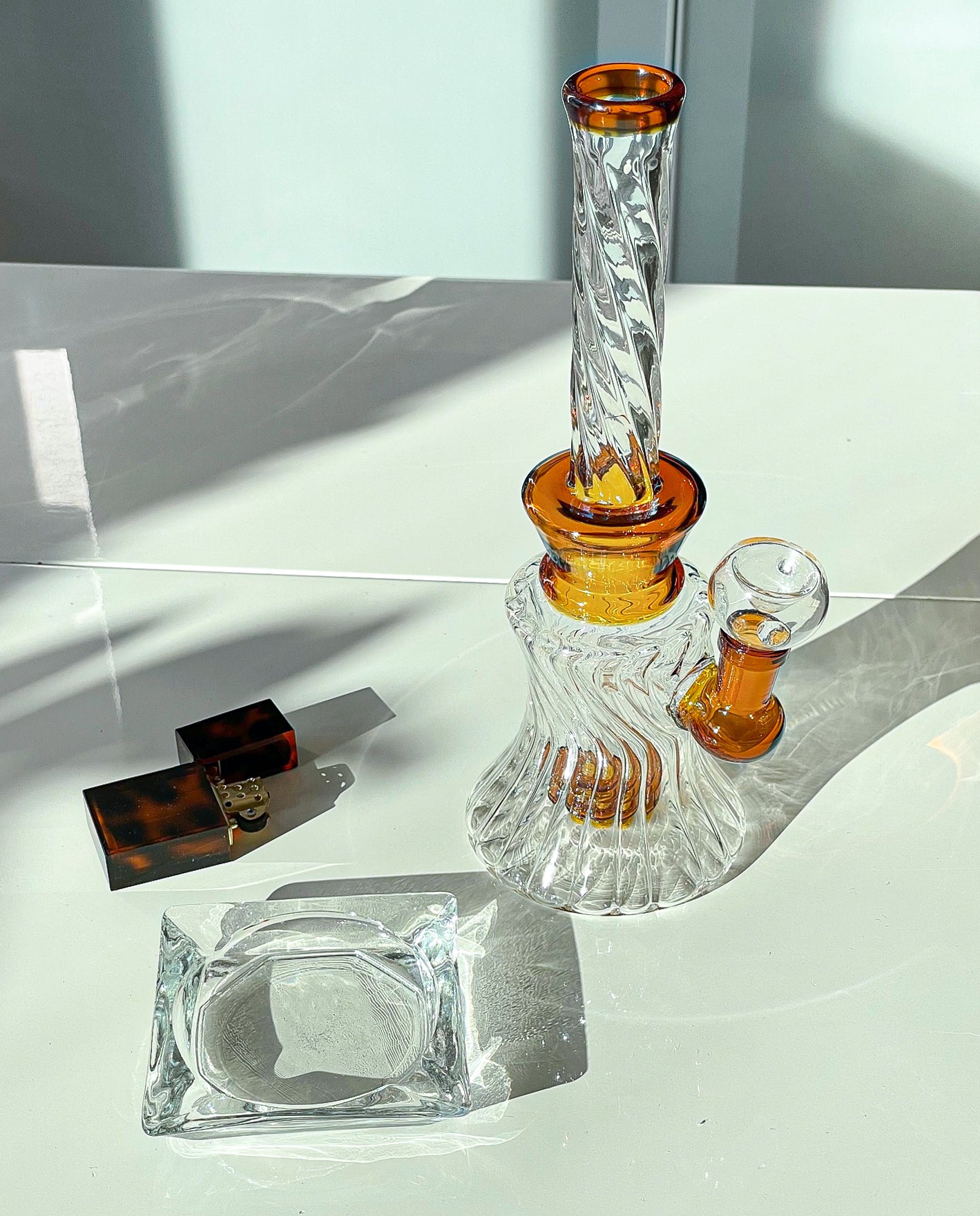 ELEGANT BONG