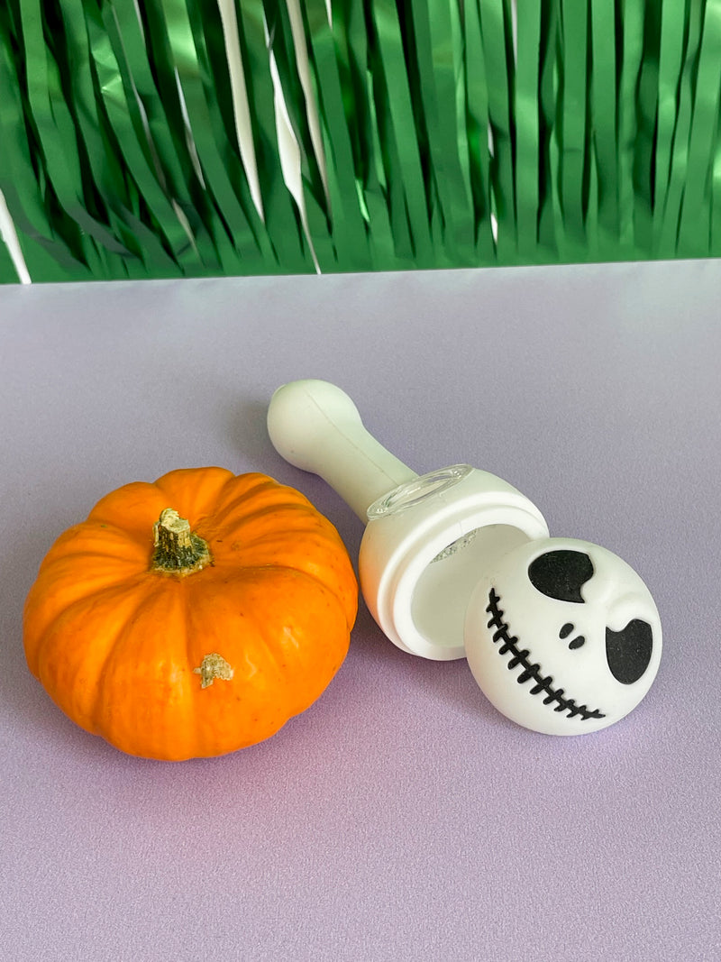 SKELETON PIPE