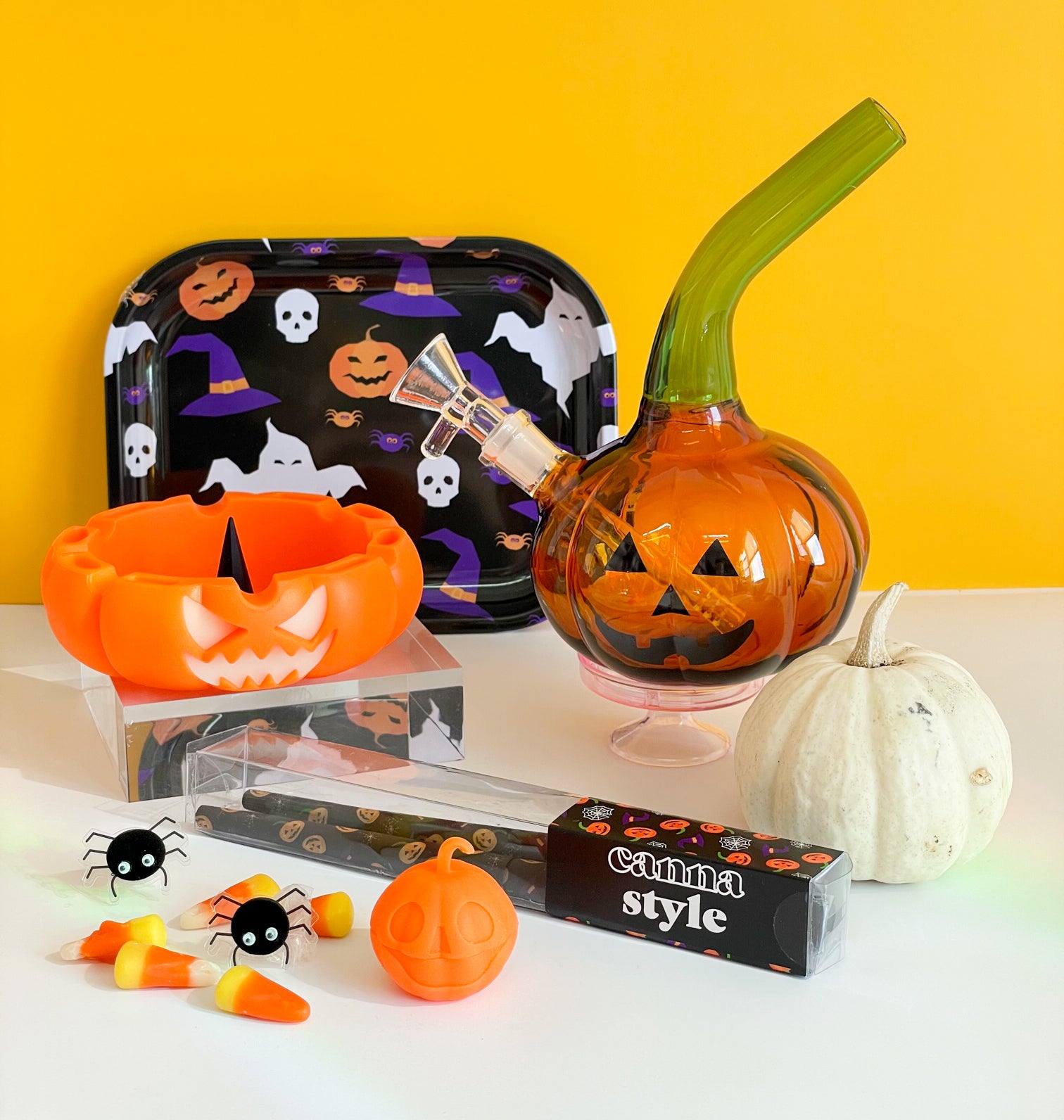 HALLOWEEN SMOKING ACCESSORIES