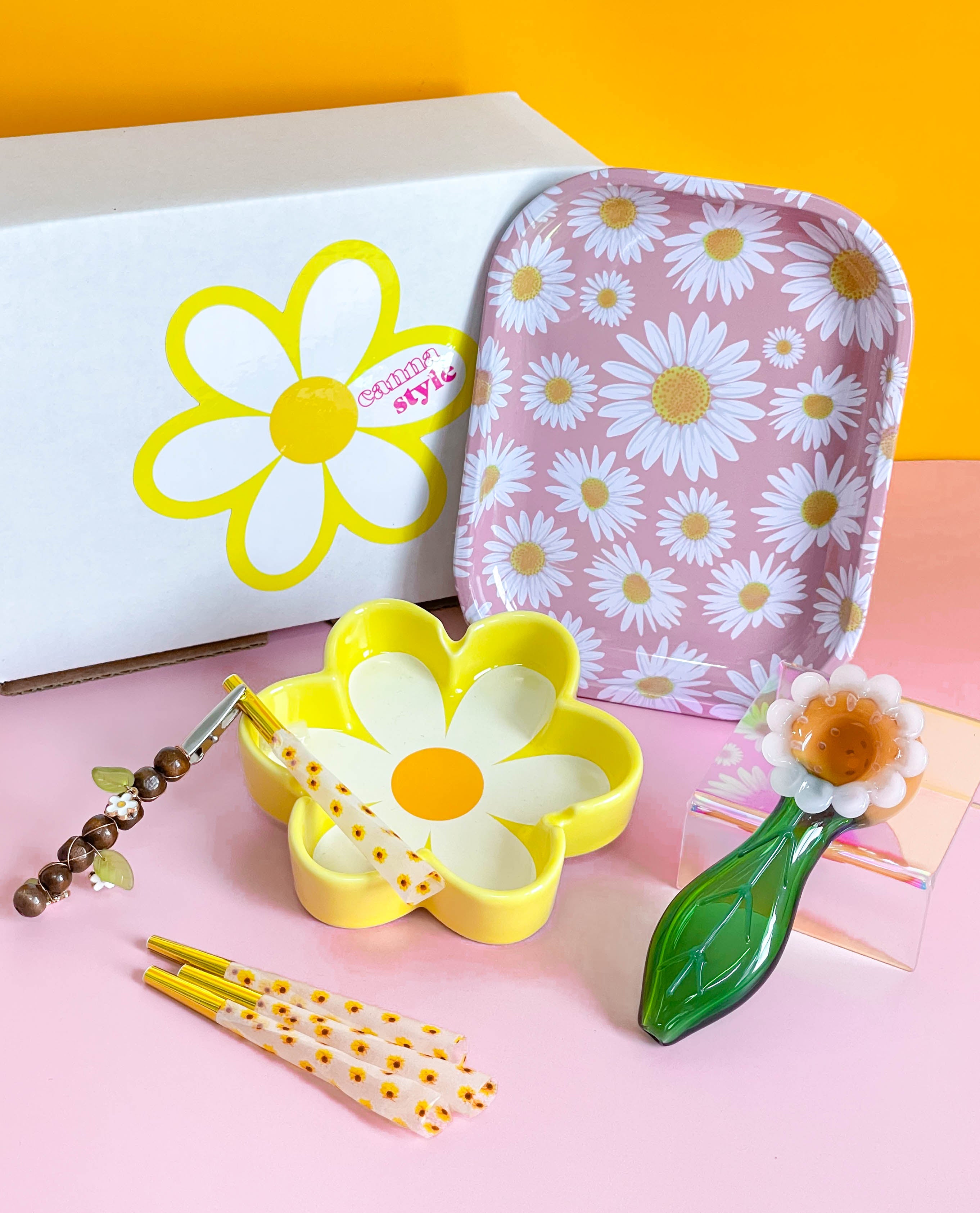 DAISY SMOKING ACCESSORIES