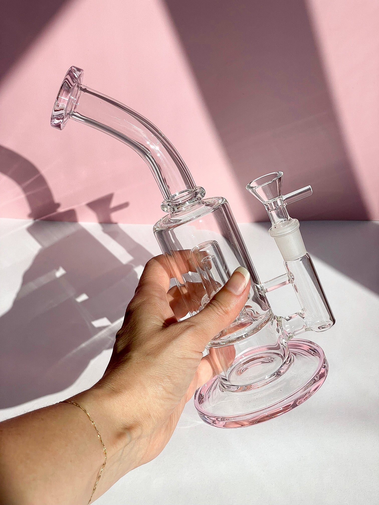 ALMOST BASIC PINK Bong or Rig – Canna Style