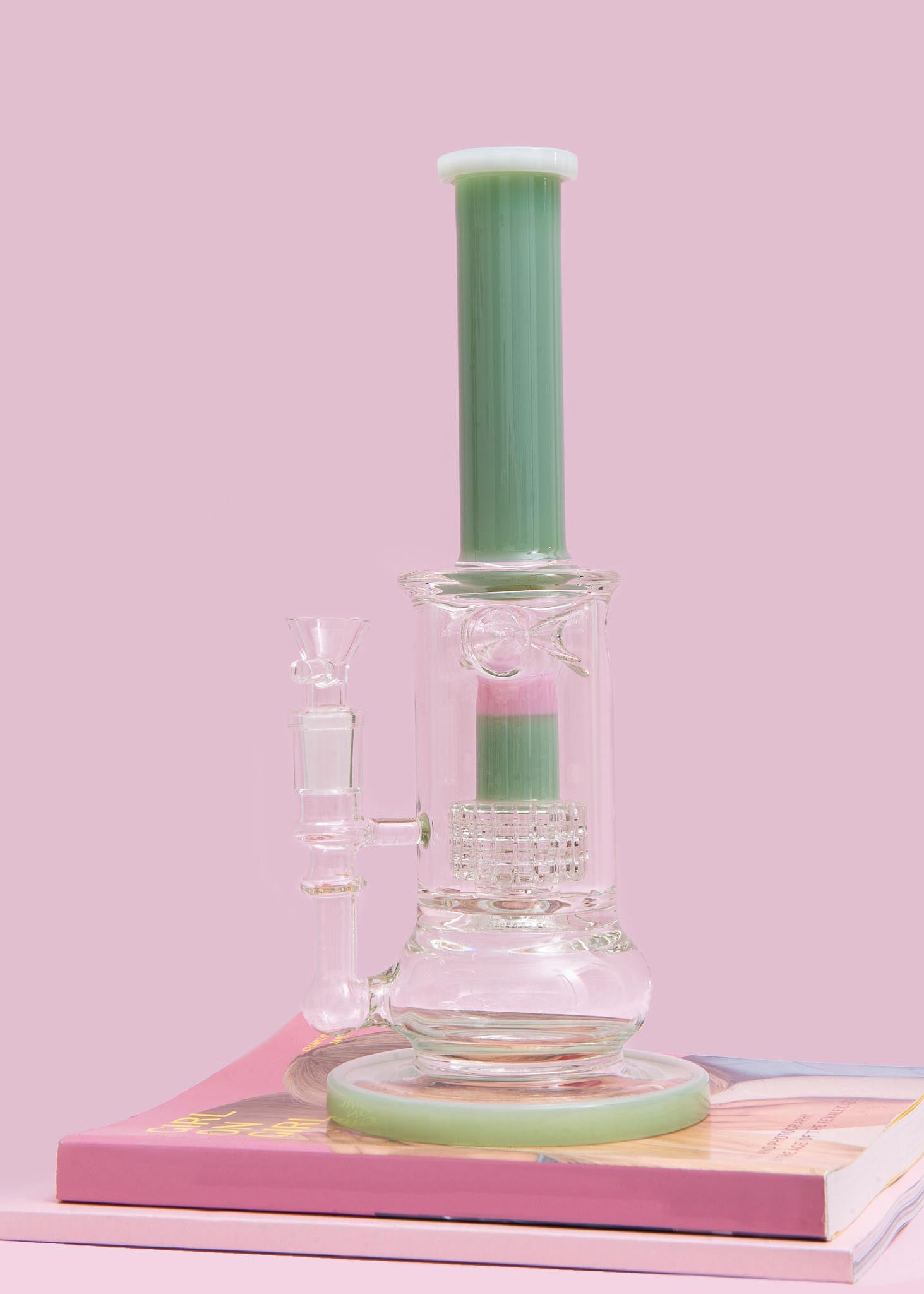 PRETTY PERCOLATOR BONG